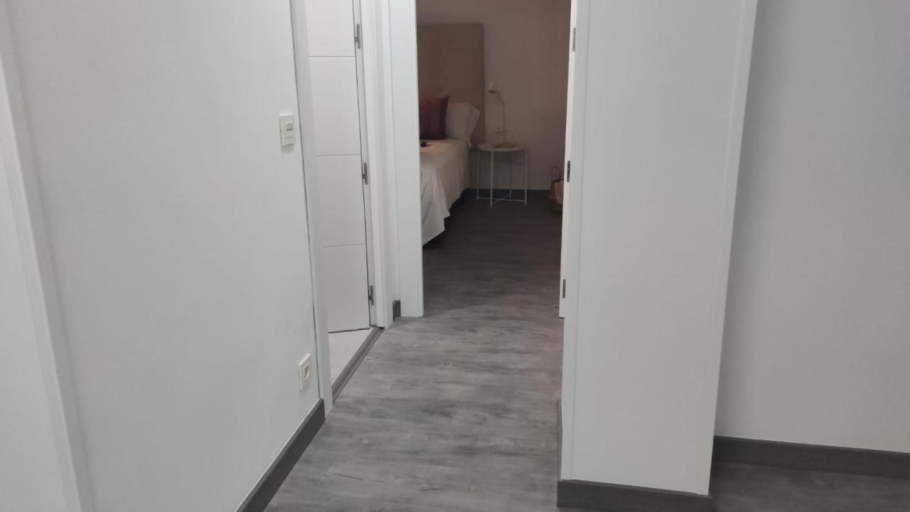 Casa Gascona Con Parking, Wifi Y Netflix Gratis!! By Delabra Apartments Oviedo Dış mekan fotoğraf